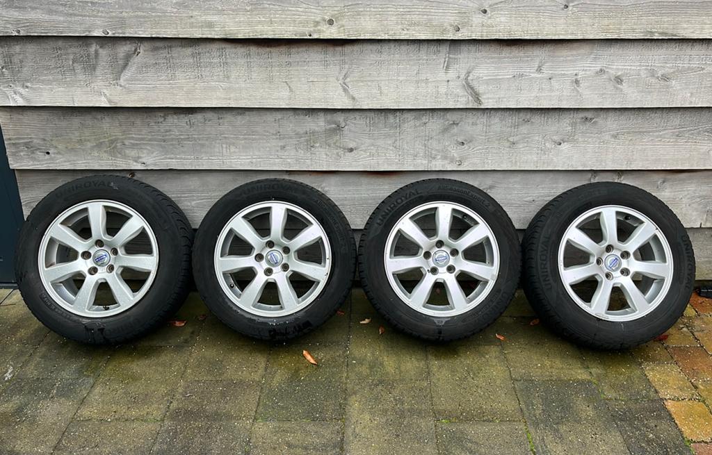 Volvo 16” velgen All Season banden, Ophalen, Gebruikt, 16 inch, Banden en Velgen