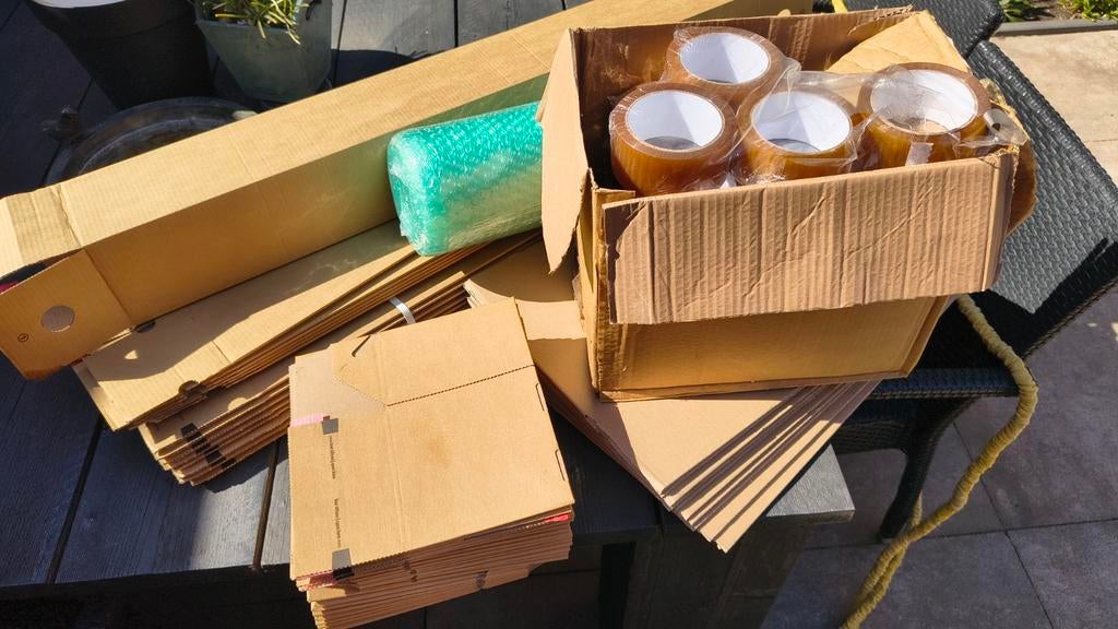 Kartonnen dozen, verzenddozen, verzend verpakking, Doe-het-zelf en Verbouw, Kratten en Dozen, Ophalen, Doos, Opvouwbaar, 50 tot 75 cm