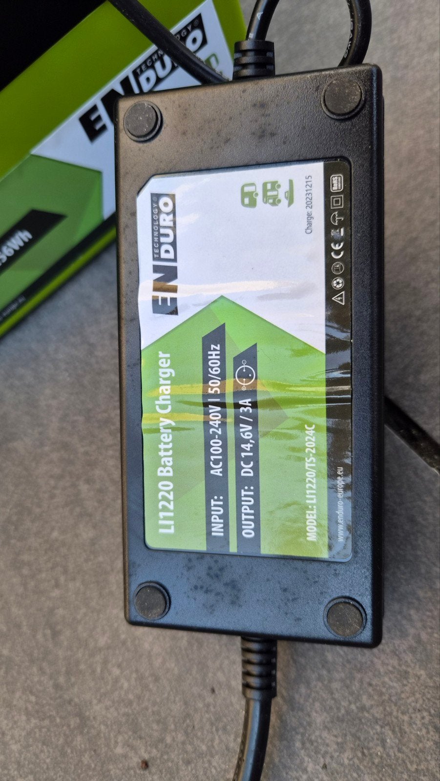 Foto 3 van Enduro LiFePO4 Lithium Accu 12V 20Ah met Lader