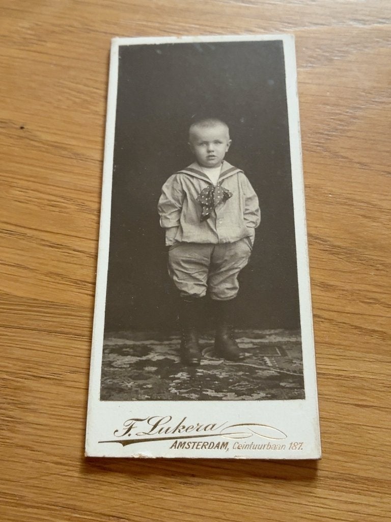 Antieke kinderfoto F. Lukera Amsterdam ca. 1900–1920, Gebruikt, Verzenden, Foto, Voor 1940