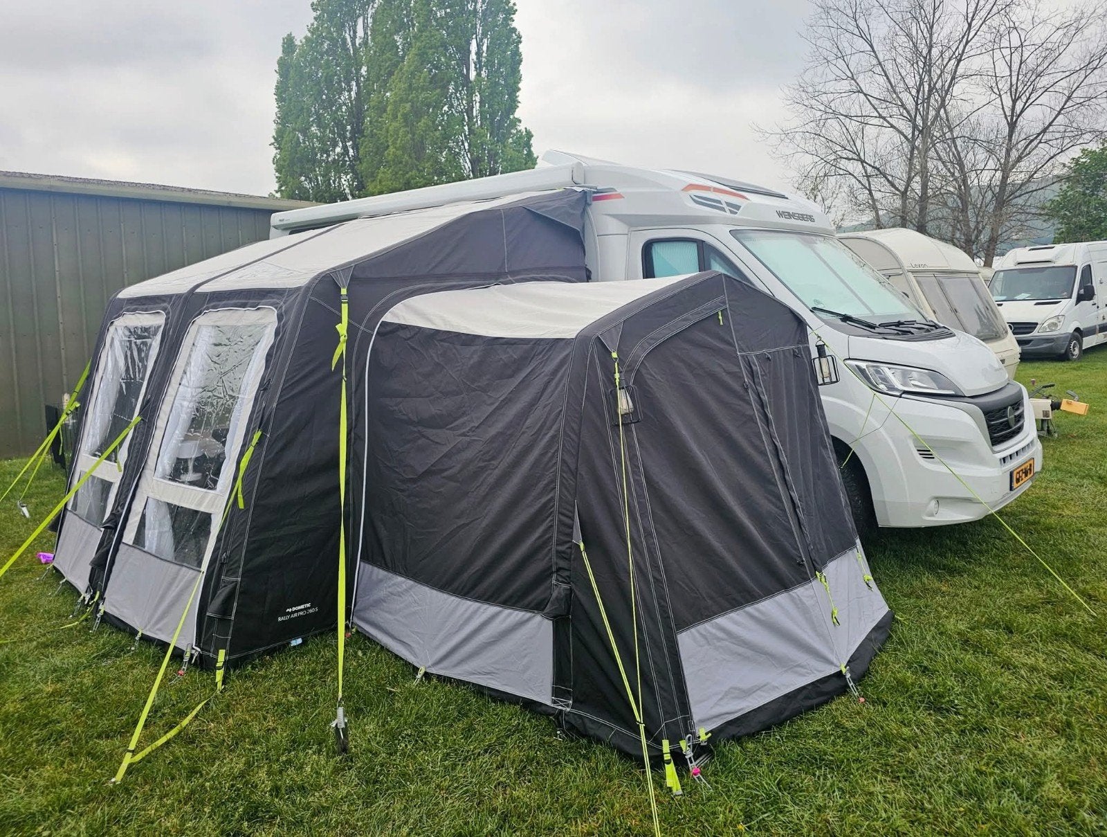 Dometic Rally Air Pro 260 s incl Dometic Pro Tall Annexe, Caravans en Kamperen, Ophalen, Zo goed als nieuw
