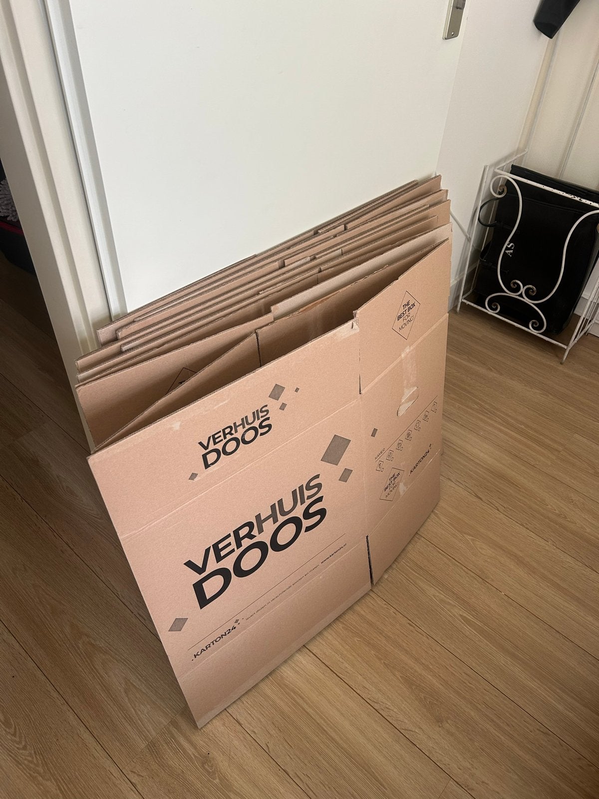 10 verhuisdozen - in zeer goede staat, Ophalen, 40 tot 60 cm, Opvouwbaar, 50 tot 75 cm