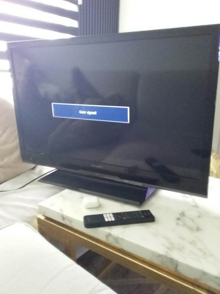 Sharp Aquos tv, Audio, Tv en Foto, Televisies, 50 Hz, Ophalen of Verzenden, Zo goed als nieuw, 100 cm of meer