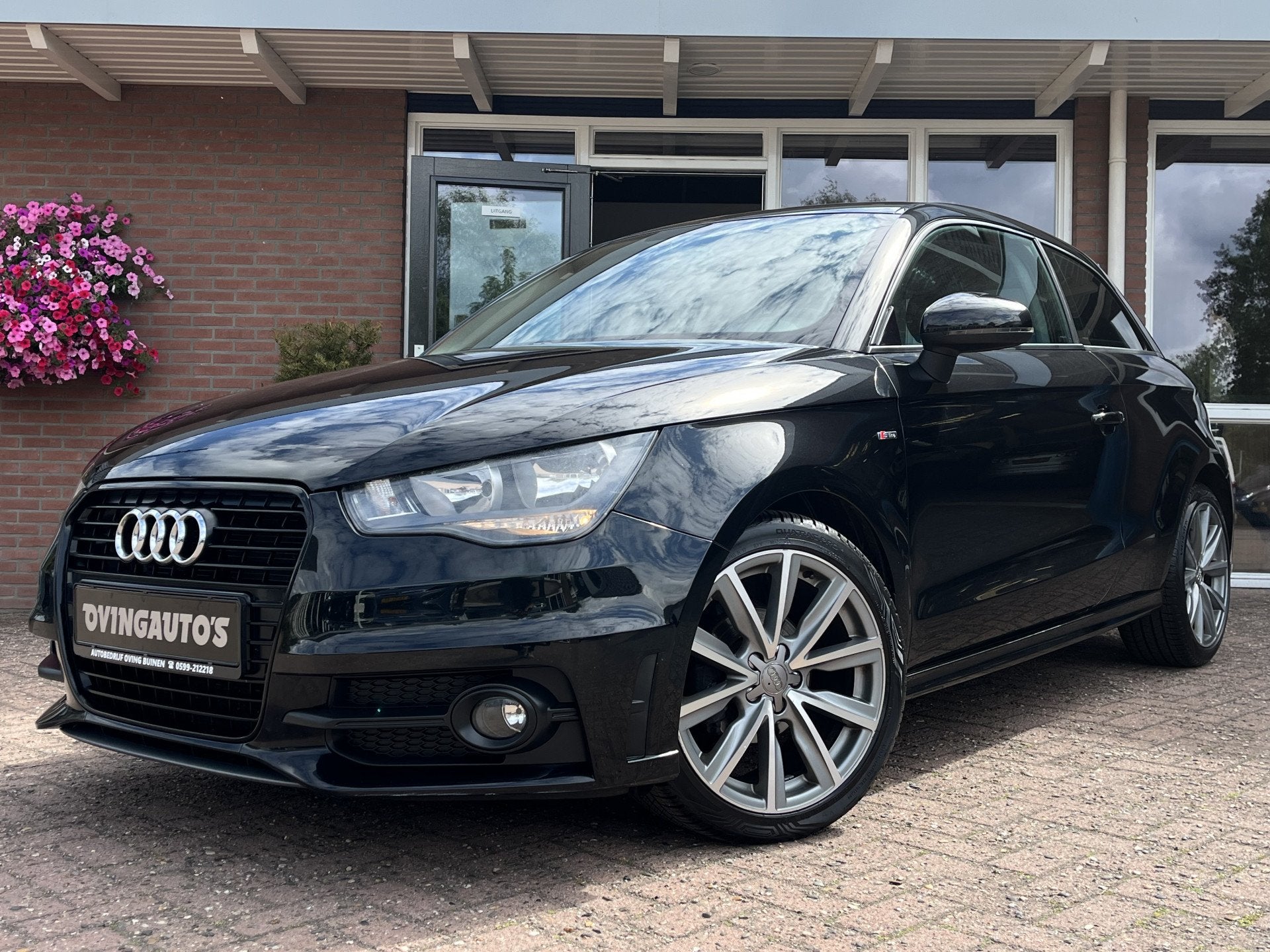 Audi A1 1.2 TFSI Admired (bj 2013), Auto's, Voorwielaandrijving, Euro 5, 4 cilinders, 4 stoelen