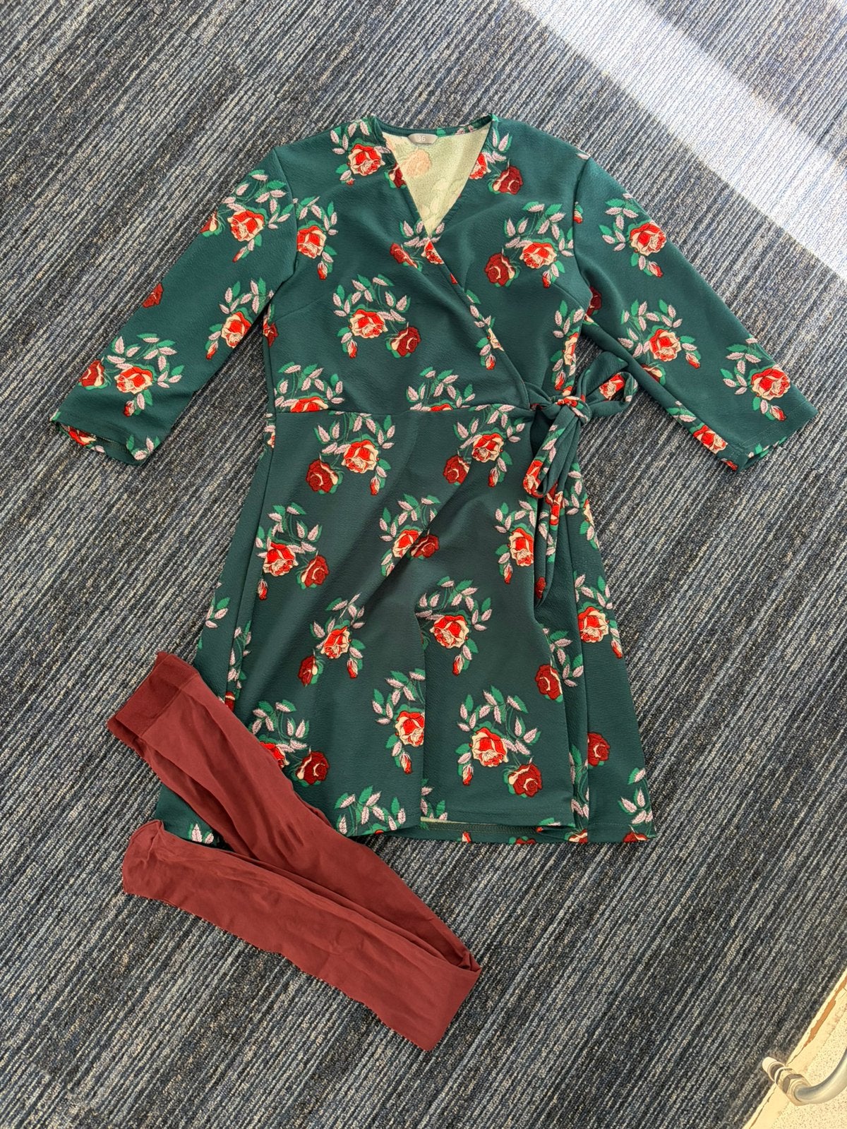 Feestelijk jurkje maat 36, Kleding | Dames, Ophalen of Verzenden, Zo goed als nieuw, Maat 36 (S), Boven de knie