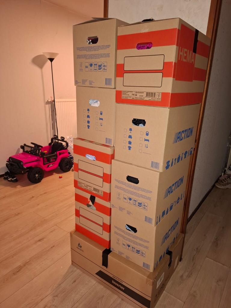 Partij dameskleding S/M/L - 10 dozen vol merkkleding, Kleding | Dames, Dames-kledingpakketten, Verzenden, Zo goed als nieuw, Maat 38/40 (M)