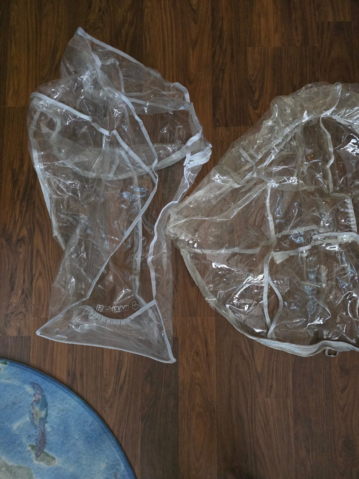 regenhoes maxicosie, Ophalen, Overige materialen