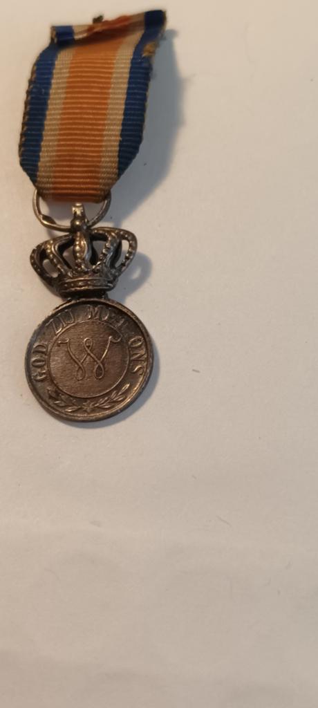Historische Medaille met Kroon en Lint, Ophalen of Verzenden