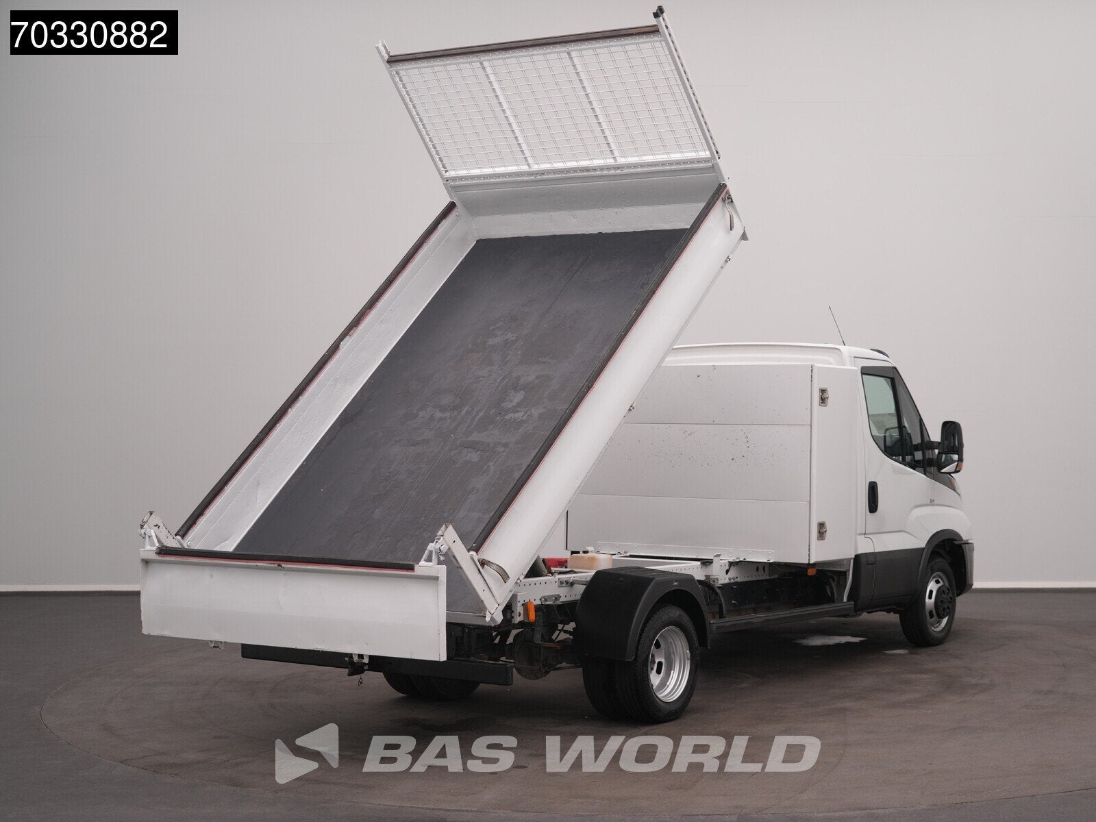 Iveco Daily 35C16 3.0L Kipper met Kist Dubbellucht 3,5t Trek, Auto's, Stof, Gebruikt, Euro 6, 4 cilinders