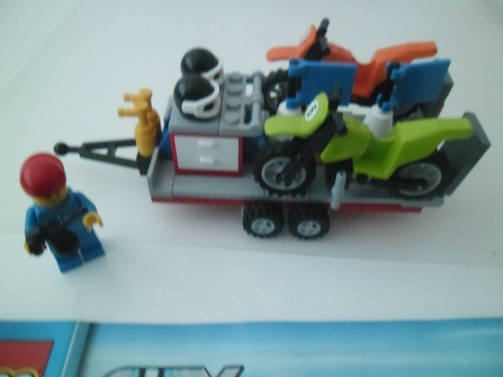 Lego City 60084 Racertransporter met 2 motoren en minifiguur, Compleet, Lego, Ophalen of Verzenden, Complete set