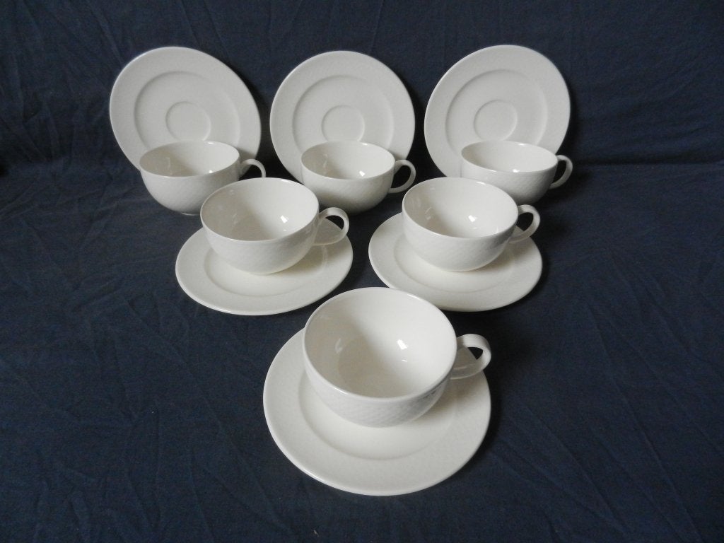 Zes theekoppen & schotels Villeroy en Boch model Tipo Weiss1, Gebruikt, Villeroy & Boch, Ophalen of Verzenden, Modern
