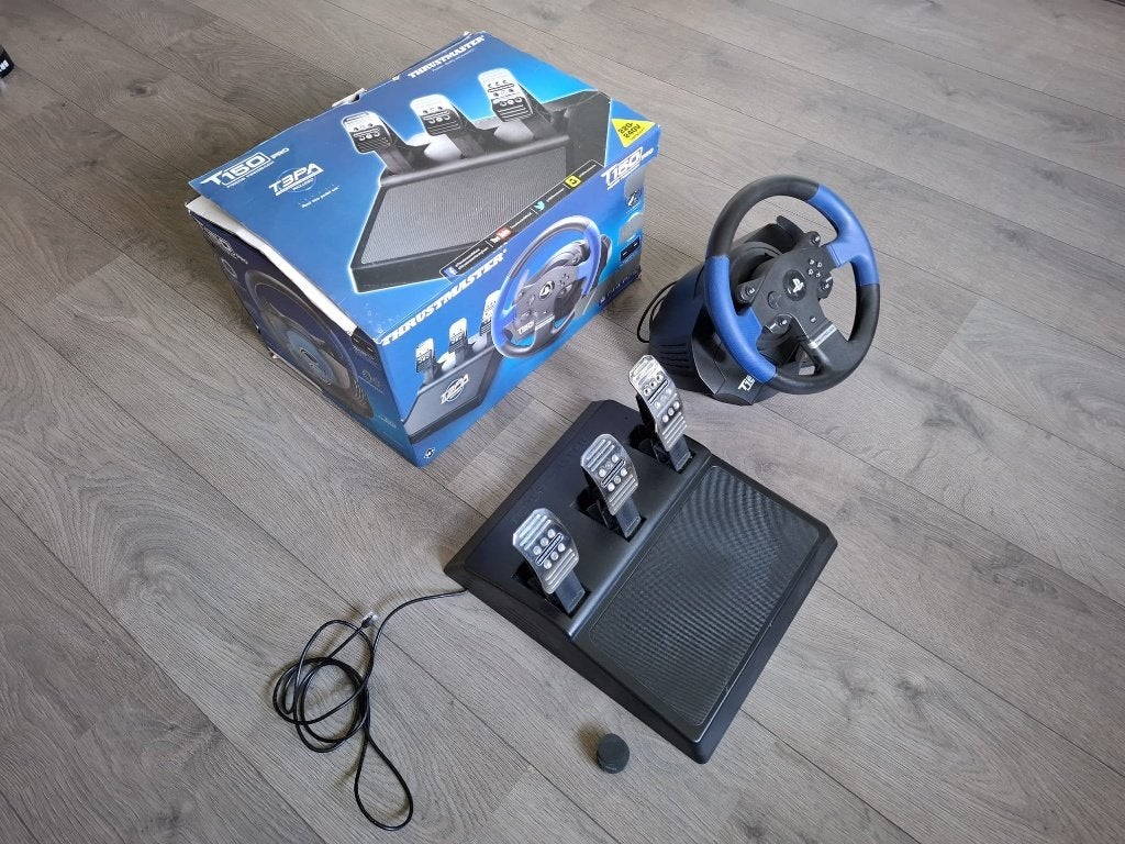 Trustmaster T150 pro, Spelcomputers en Games, Spelcomputers | Sony PlayStation Consoles | Accessoires, Ophalen of Verzenden, Zo goed als nieuw