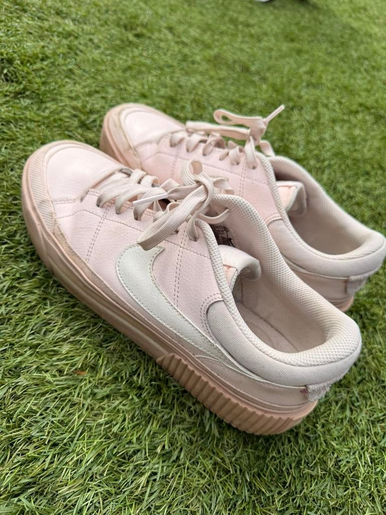 Sneakers roze nike mt 42,5, Kleding | Dames, Schoenen, Ophalen of Verzenden, Roze, Sneakers of Gympen, Zo goed als nieuw
