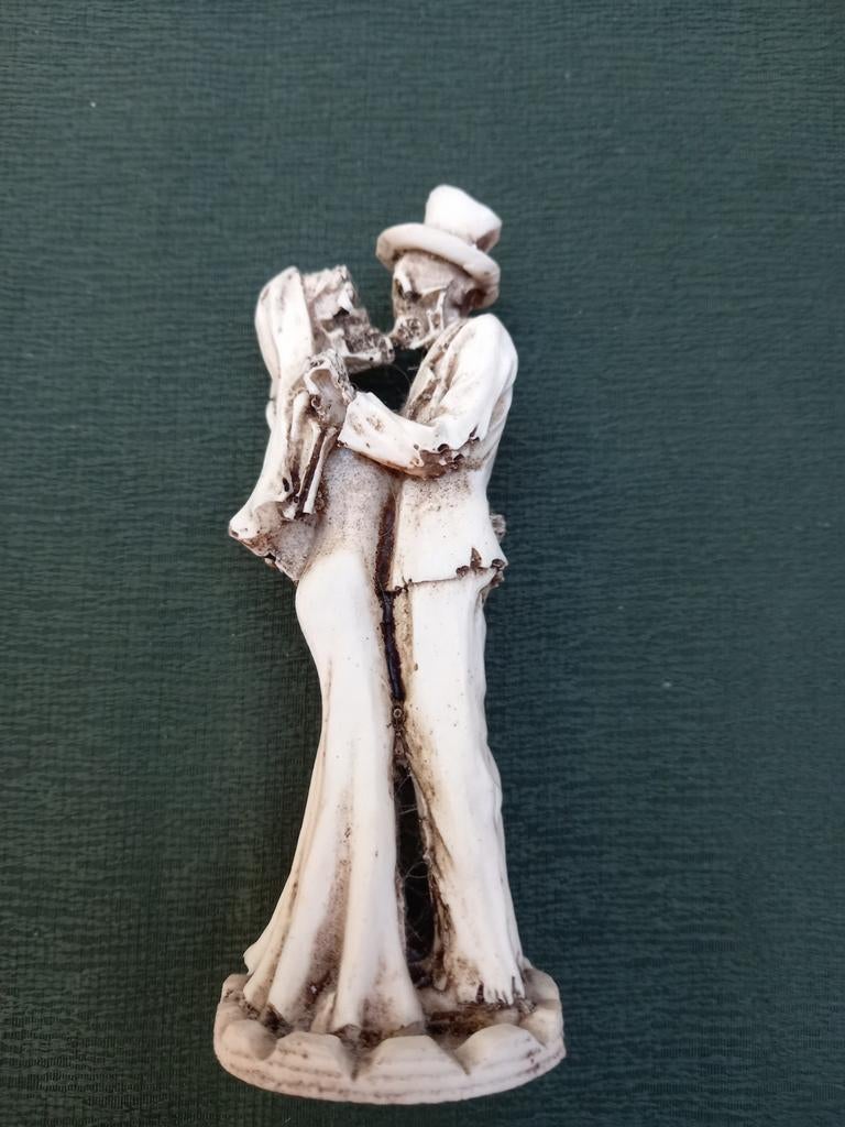 Vintage beeldje, net gehuwd skeletstelletje., Vintage, Gebruikt, Meerkleurig, Ophalen of Verzenden