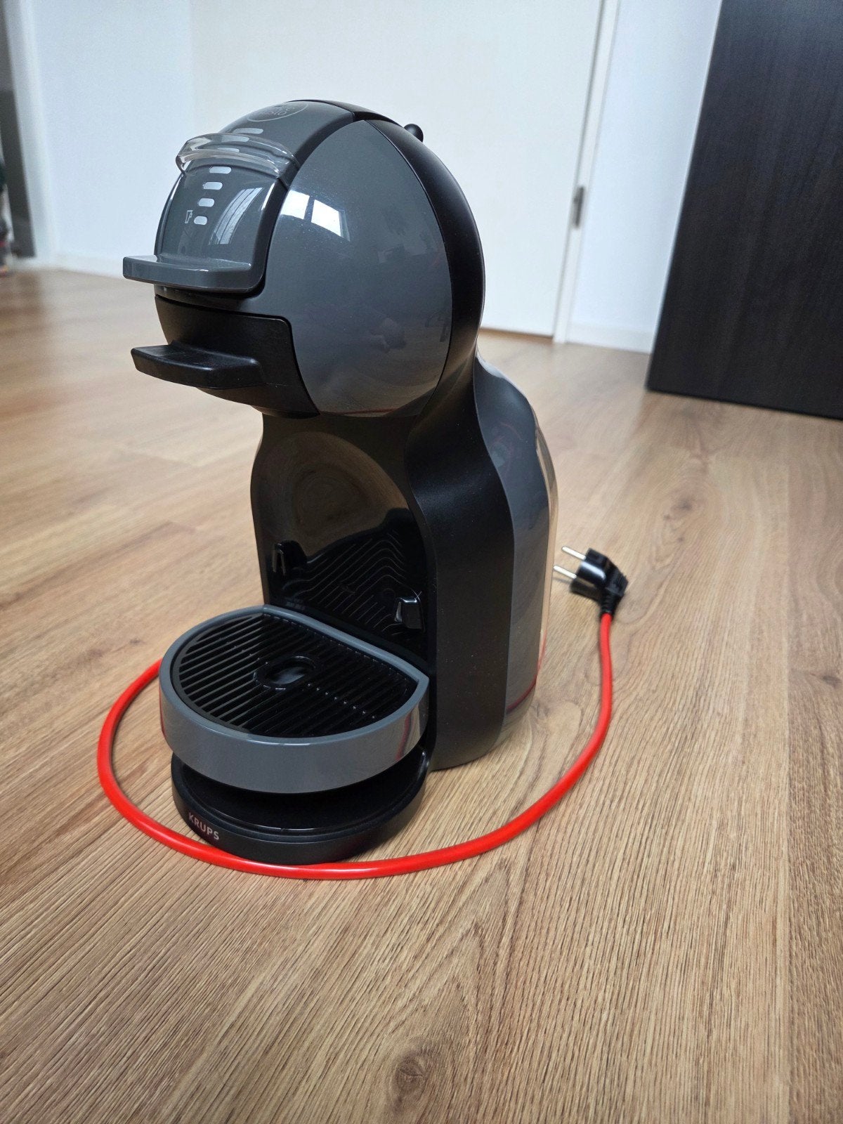 Dolce Gusto koffiezetapparaat, Koffiemachine, Ophalen of Verzenden, Zo goed als nieuw, 1 kopje