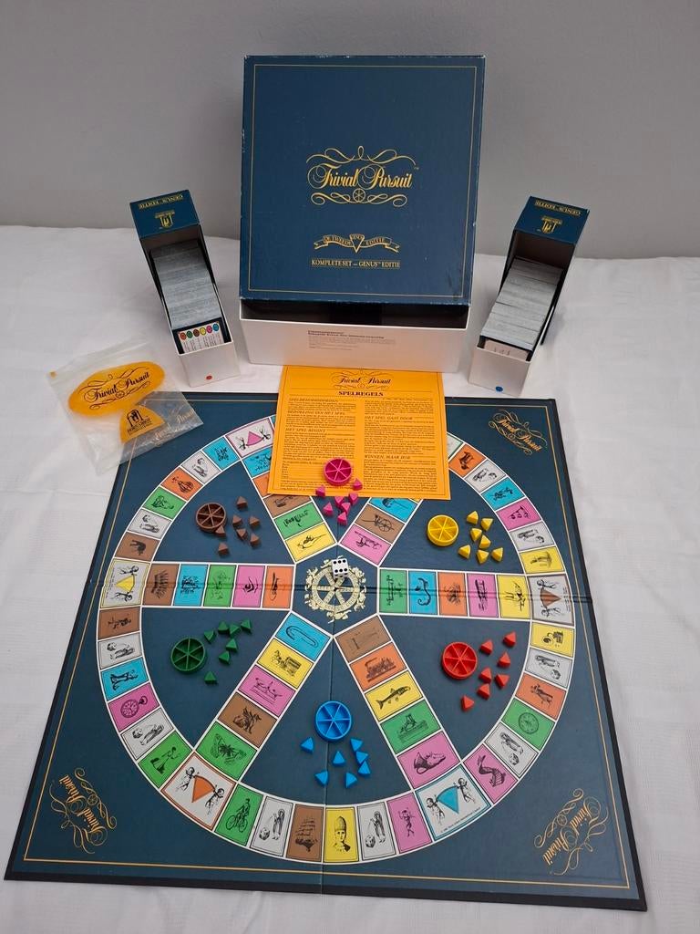 Trivial Pursuit Bordspel - Klassieke Editie, Vijf spelers of meer, Ophalen of Verzenden, Gebruikt, Horn Abbot International