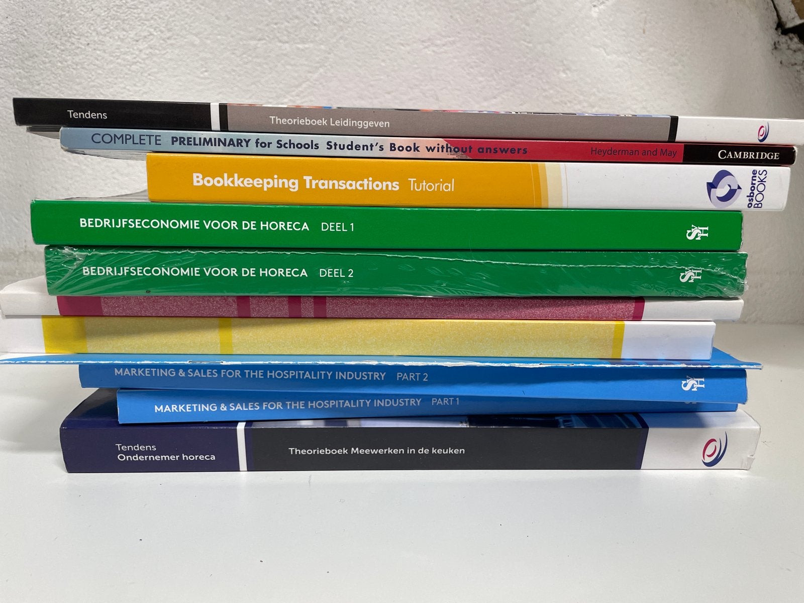 Horeca Boekenpakket: Management, Economie & Talen, Ophalen of Verzenden, Gamma, Zo goed als nieuw, MBO