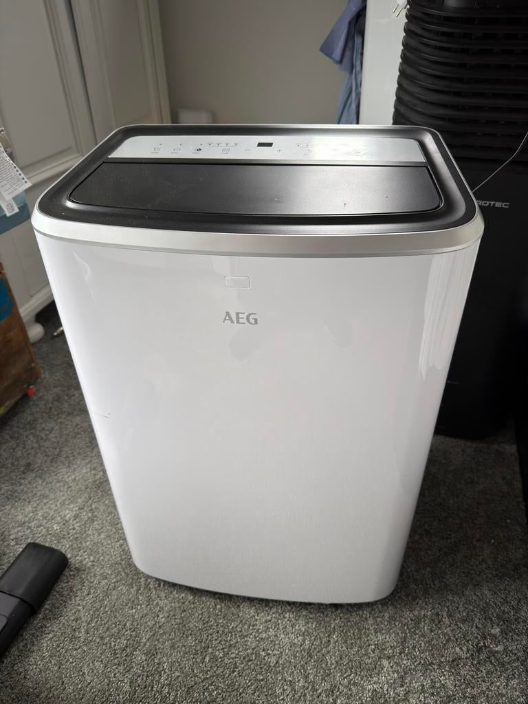 AEG AXP34U338CW Mobiele Airco - Krachtige Koeling, Witgoed en Apparatuur, Ophalen, Gebruikt, 3 snelheden of meer, Koelen en Ontvochtigen