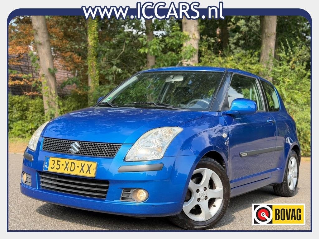 Suzuki SWIFT 1.5 Exclusive Automaat - Airco - APK 04-2027 !!, Auto's, Startonderbreker, 4 cilinders, Swift, Bedrijf