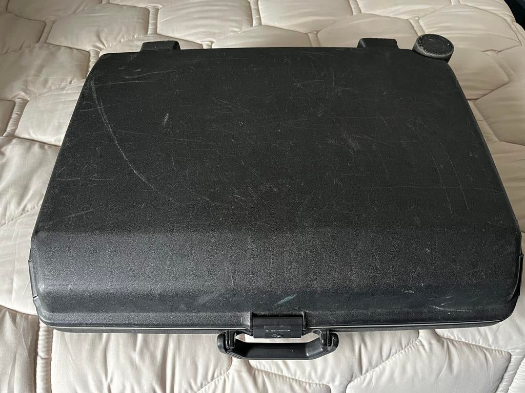 Samsonite reiskoffer, Hard kunststof, 45 tot 55 cm, Zo goed als nieuw, Ophalen