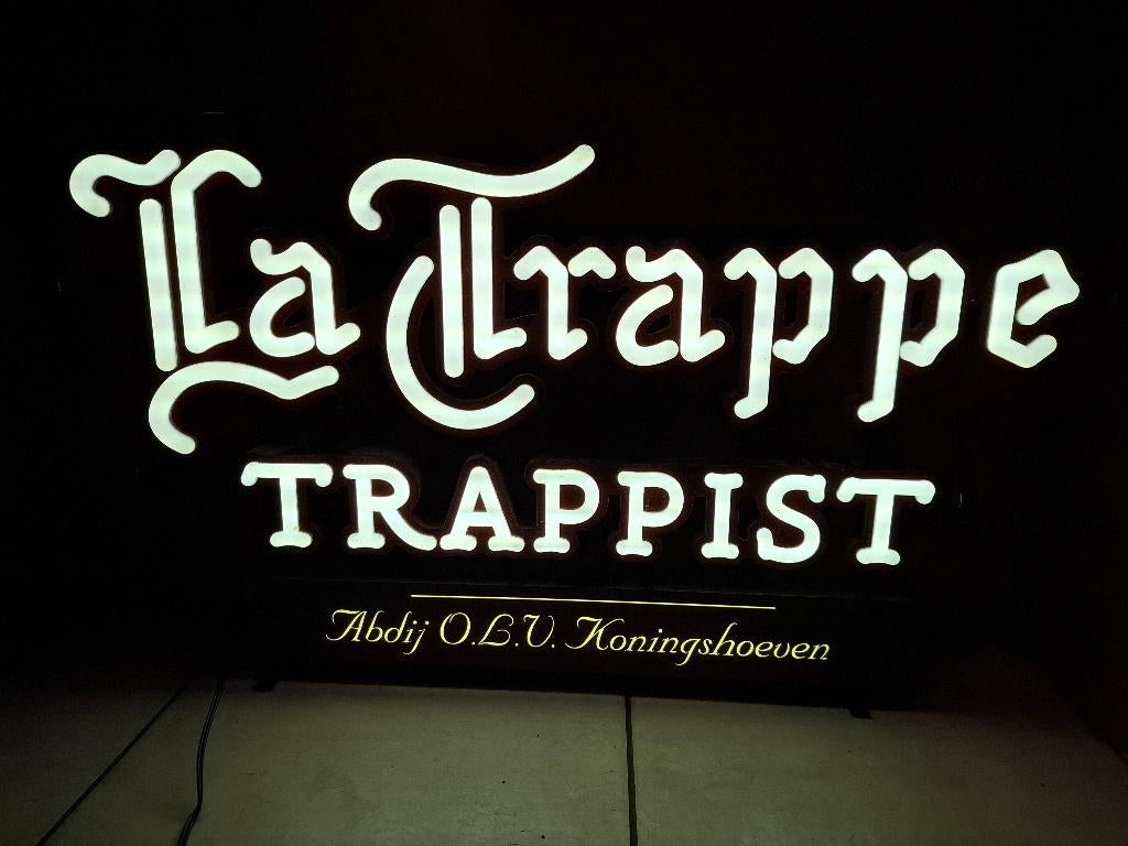 Zeldzame lichtreclame La Trappe Trappist, Verzamelen, Merken en Reclamevoorwerpen, Ophalen of Verzenden, Nieuw, Lichtbak of (neon) lamp