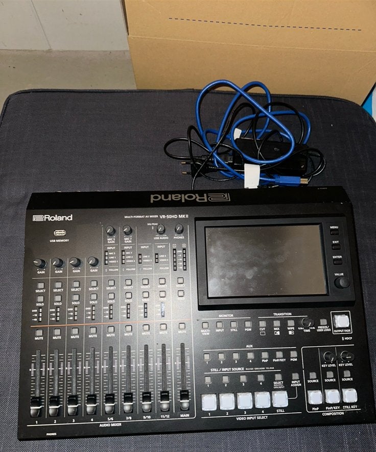 Roland VR-50HD MK II AV Mixer - Zeer nette staat, Ophalen, Zo goed als nieuw, 20 kanalen of meer