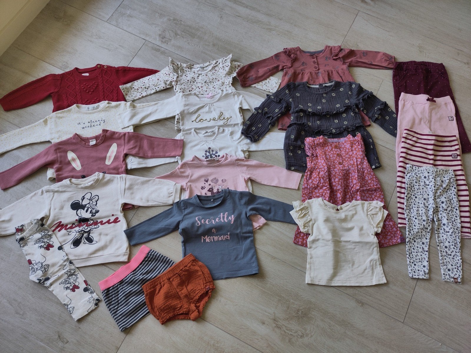 Groot kledingpakket meisjes - maat 80, Kinderen en Baby's, Babykleding | Maat 80, Ophalen of Verzenden, Zo goed als nieuw, Meisje