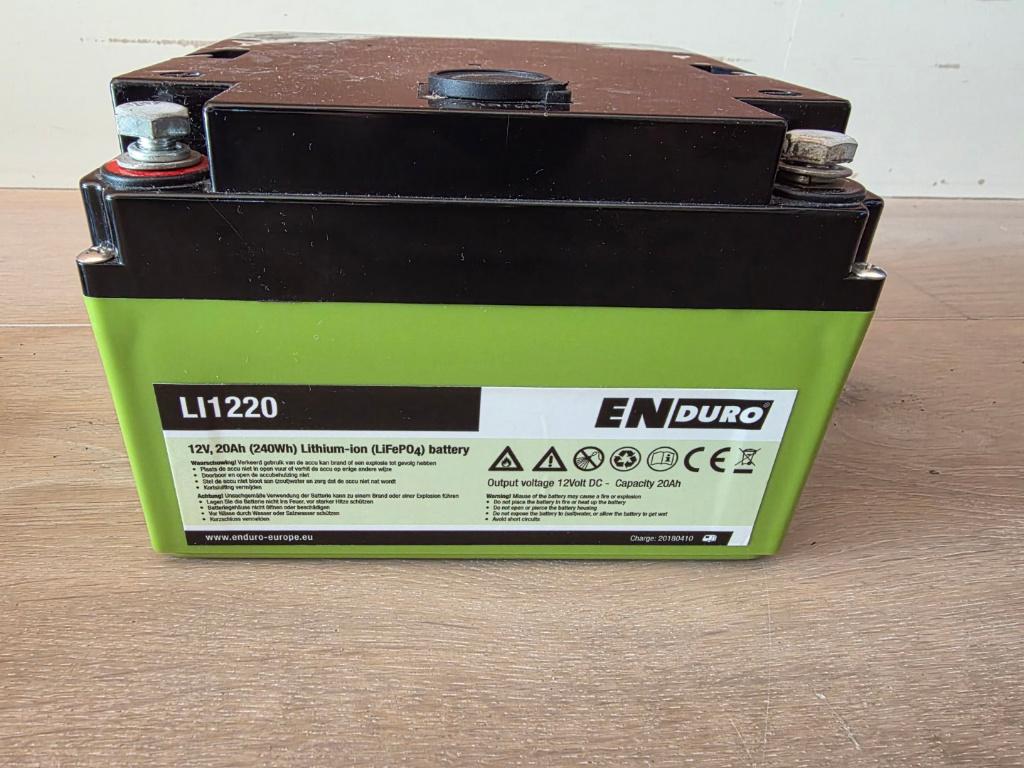 Enduro Li1220 mover accu voor caravan of boot, Caravans en Kamperen, Caravan accessoires, Ophalen of Verzenden, Zo goed als nieuw