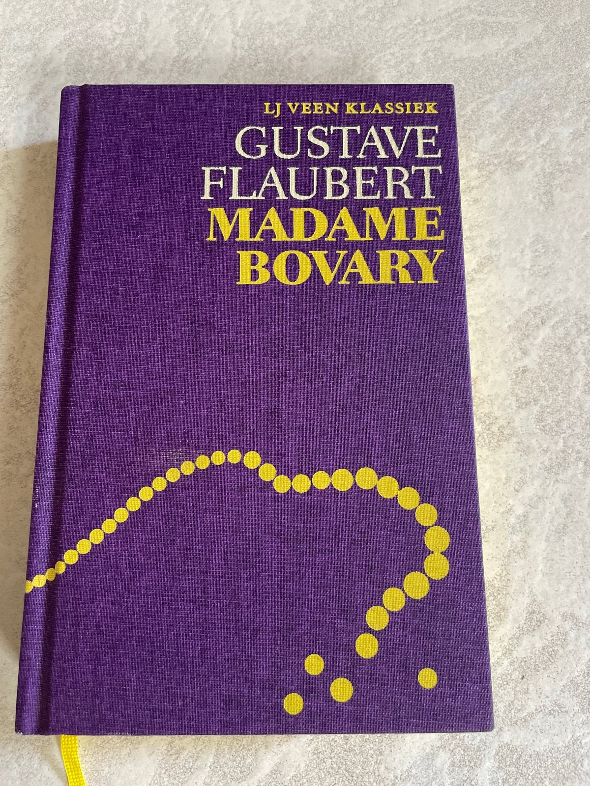 Madame Bovary - Gustave Flaubert (LJ Veen Klassiek), Ophalen of Verzenden, Zo goed als nieuw, Nederland
