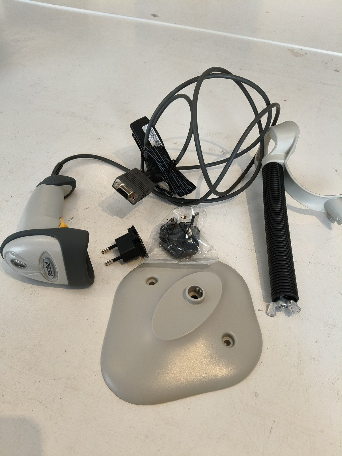 Symbol LS2208 Barcodescanner met standaard en kabels, Ophalen of Verzenden