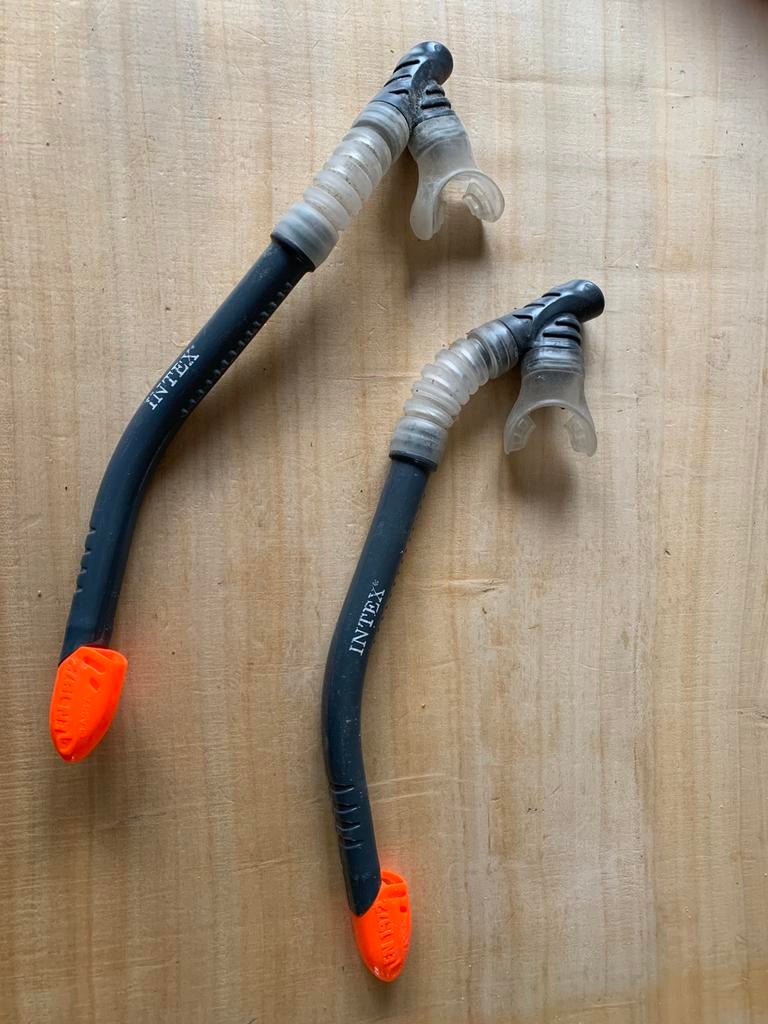 2 snorkels, Ophalen of Verzenden, Zo goed als nieuw, Snorkelvinnen