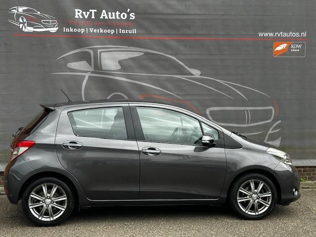 Toyota Yaris 1.3 VVT-i Comfort Nieuwstaat,Navi,Airco,Garanti, Voorwielaandrijving, Euro 5, Stof, Gebruikt