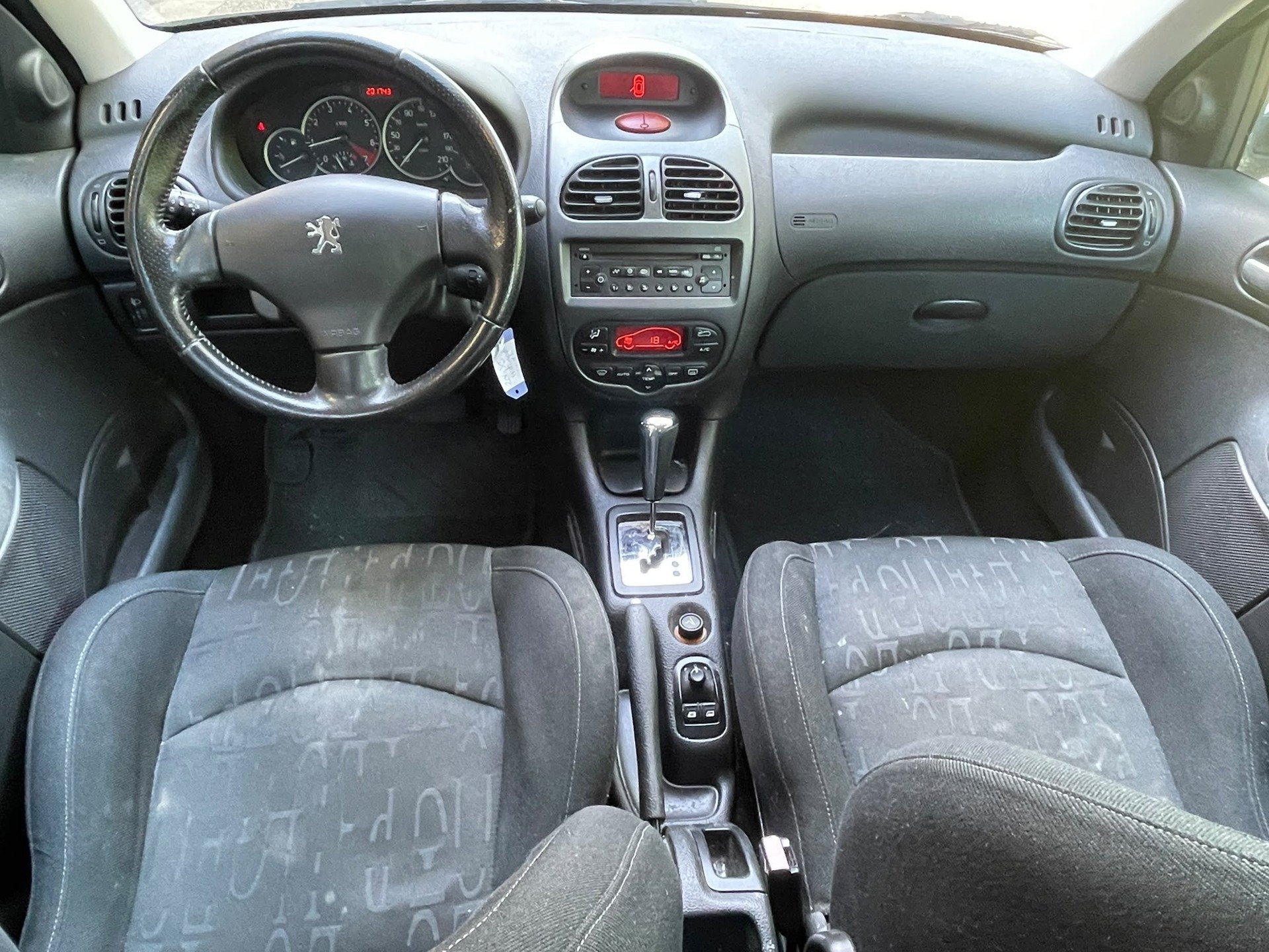 Peugeot 206 SW 1.6-16V XS Pack | Automaat | Airco | Clima, Auto's, Stof, Gebruikt, Zwart, 4 cilinders