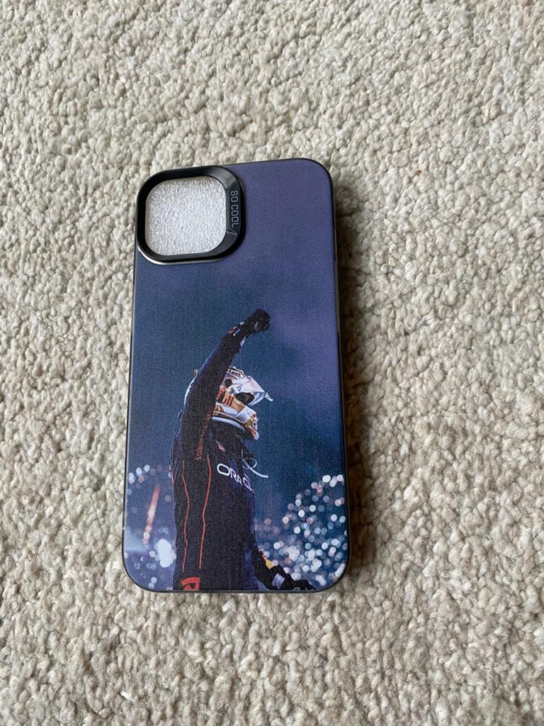 iPhone 13. hoesje met afbeelding van Max Verstappen. Nieuw, Kunststof, Nieuw, Hoesje of Tasje, Ophalen of Verzenden