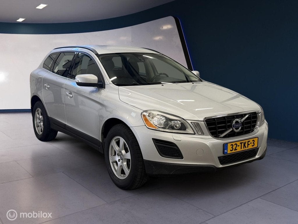 Volvo XC60 2.0T Summum ✓Xenon✓Trekhaak✓Navi✓Stoelver, Auto's, Volvo, Bedrijf, XC60, ABS, Airbags, Airconditioning, Alarm, Automatische klimaatregeling