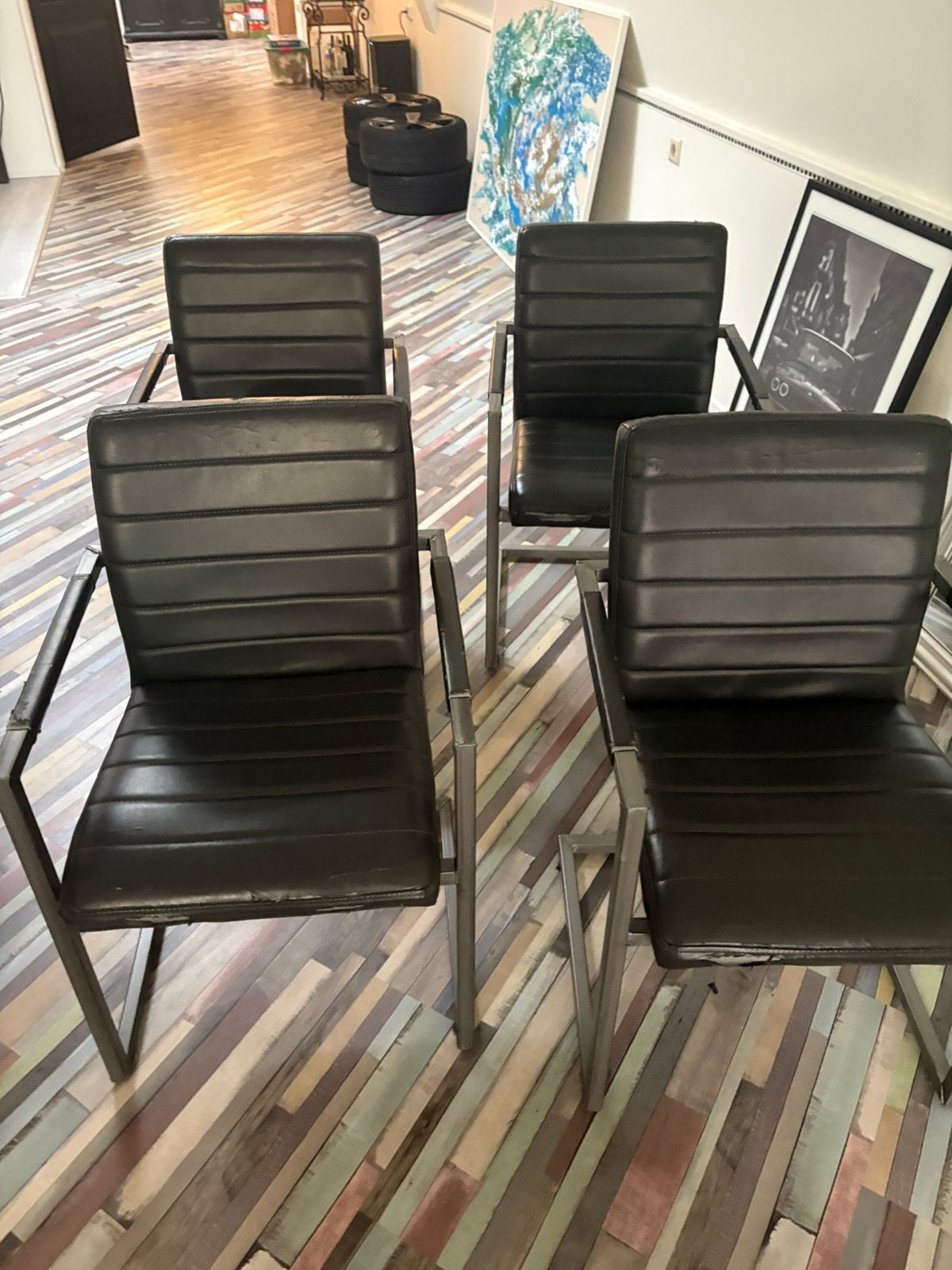 Zwarte eetkamerstoelen gratis af te halen, Huis en Inrichting, Stoelen, Ophalen, Gebruikt, Zwart, Vier