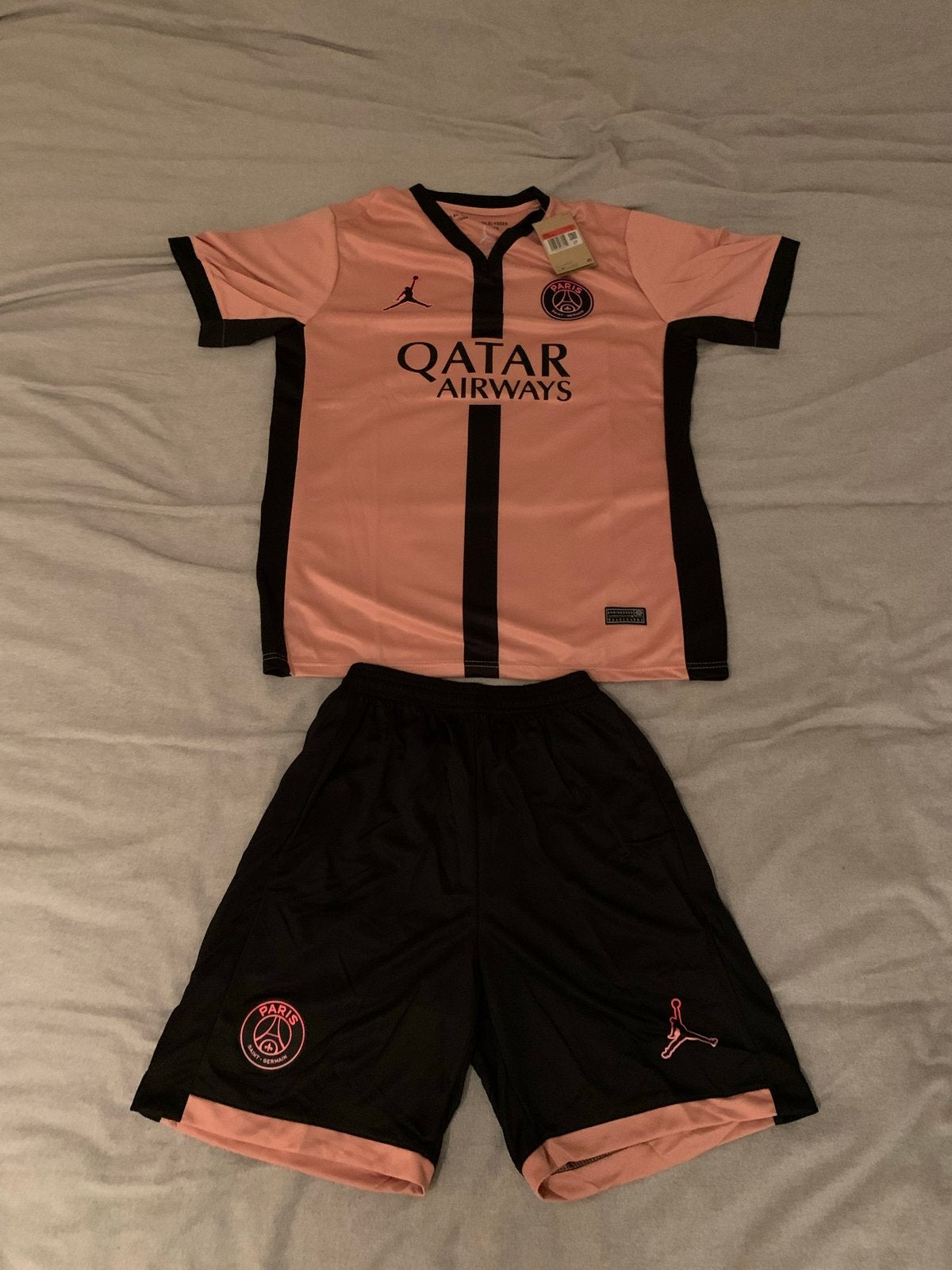 PSG Jordan Voetbaltenue set, Maat 52/54 (L), Nieuw, Ophalen of Verzenden, Roze