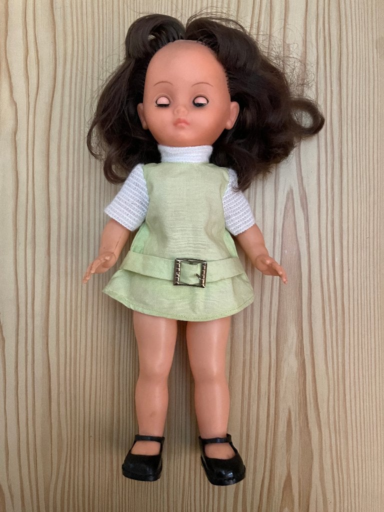 Pop Bella 32 cm. gekleed, Verzamelen, Verzenden, Gebruikt, Pop
