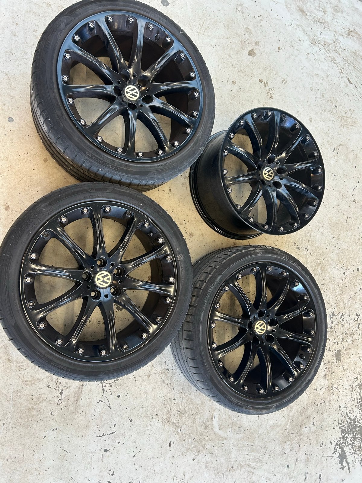 Breedset BMW velgen (zat onder VW Transporter) - beschadigd, Auto-onderdelen, Ophalen, Velg(en), 275 mm, 20 inch