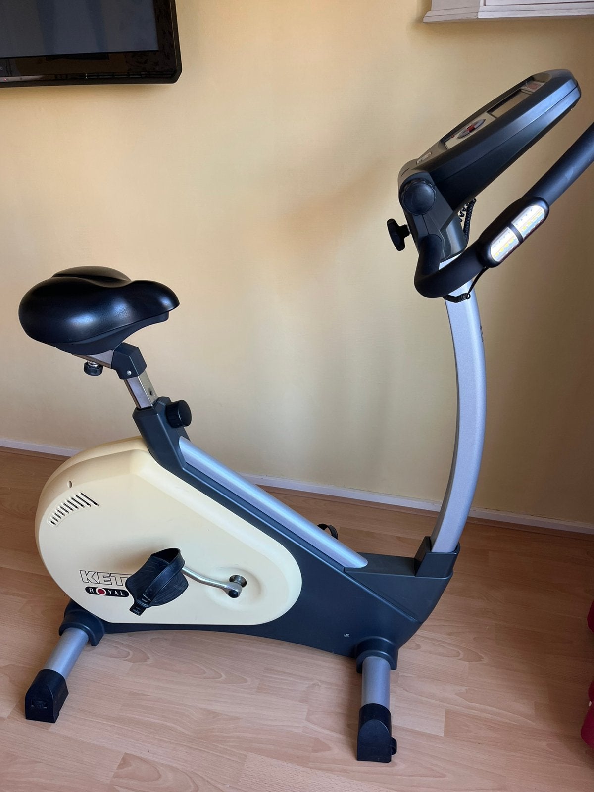 Te koop hometrainer, Ophalen, Gebruikt, Hometrainer
