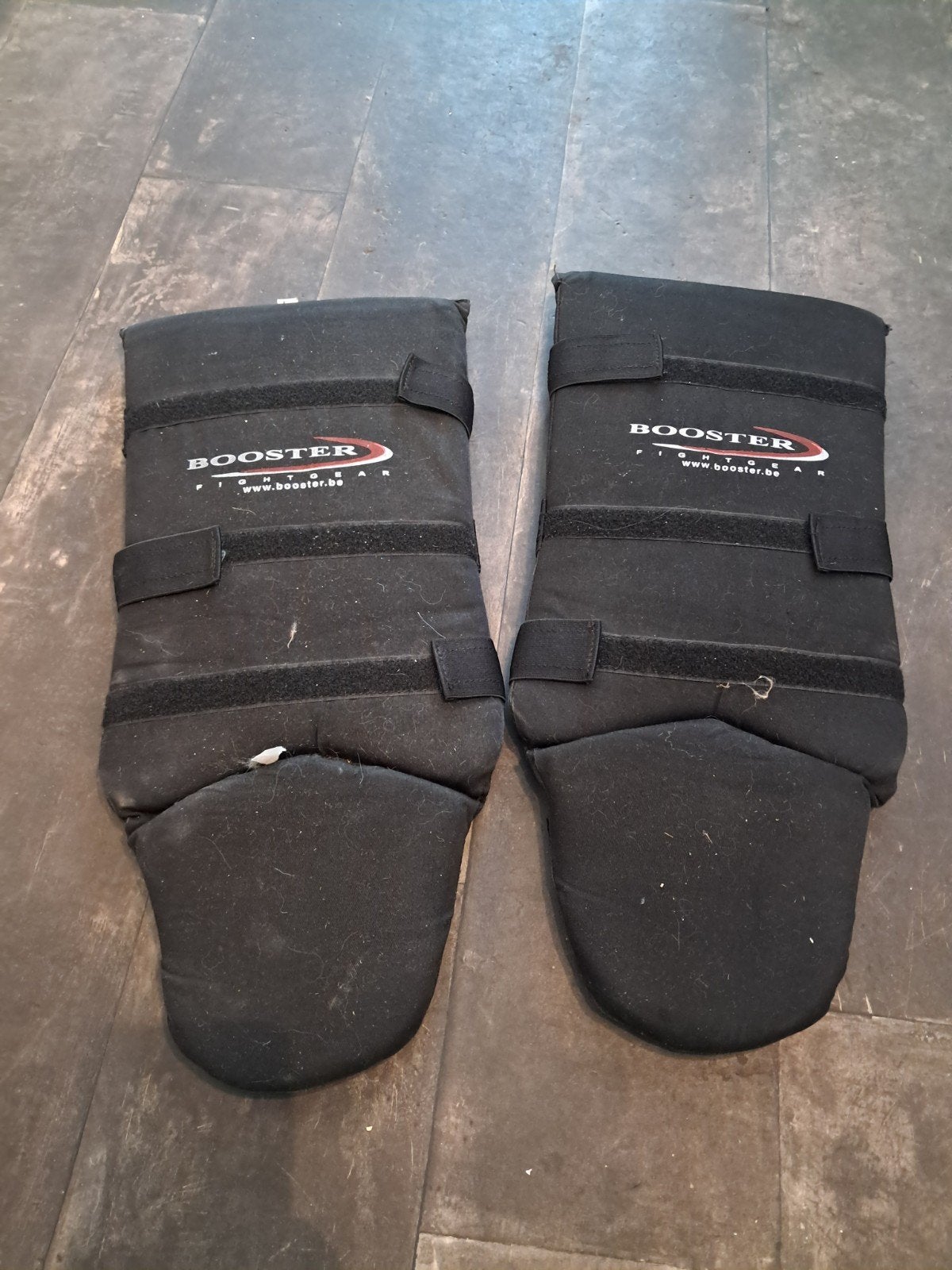 Booster Fight Gear scheenbeschermers maat L, Sport en Fitness, Gebruikt, Overige, Vechtsportbescherming, Maat L