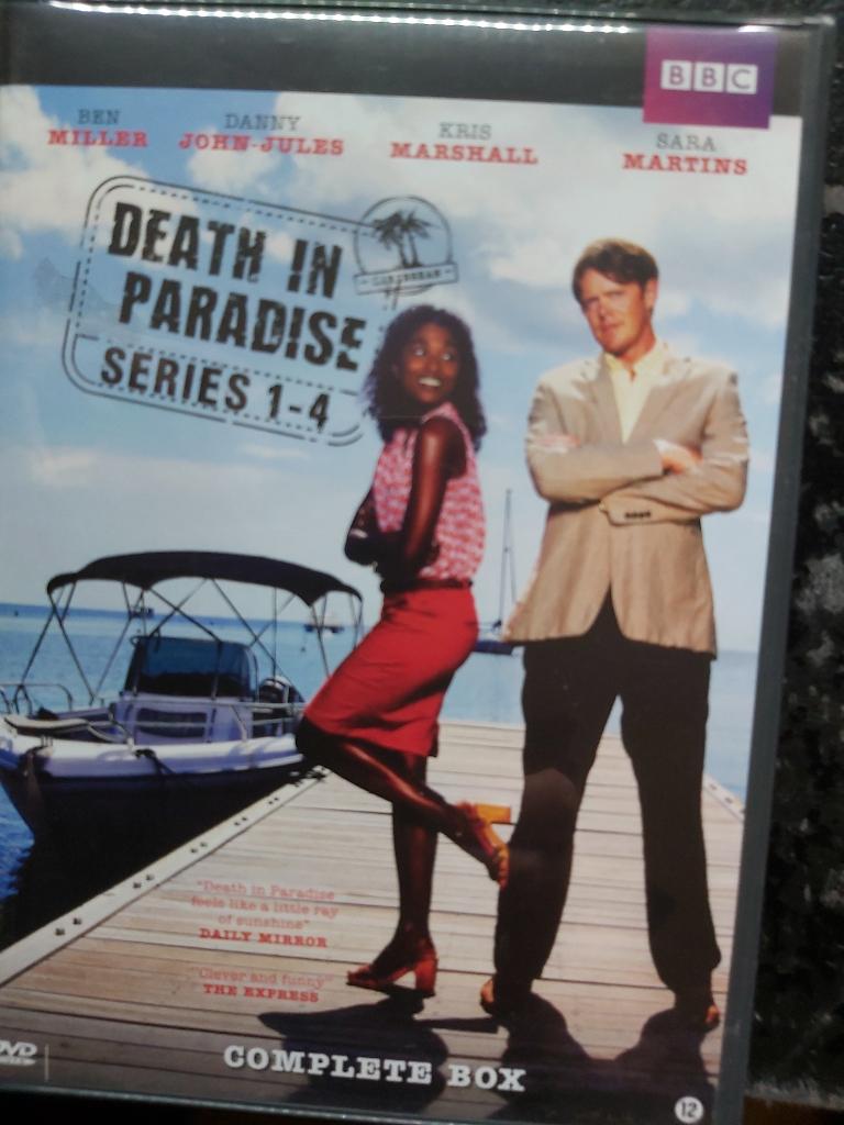 death in paradise 1 t/m. 5, Vanaf 9 jaar, Ophalen of Verzenden, Zo goed als nieuw, Drama