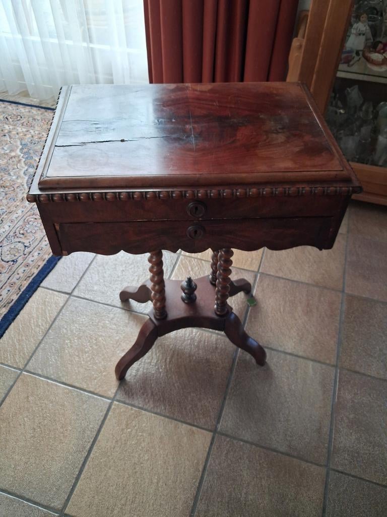 Kantklosmeubel, Antiek en Kunst, Ophalen