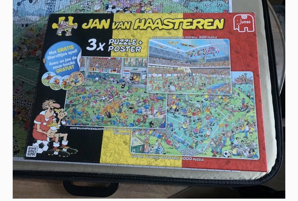 Puzzels 3 x voetbal, Ophalen of Verzenden, 500 t/m 1500 stukjes, Zo goed als nieuw
