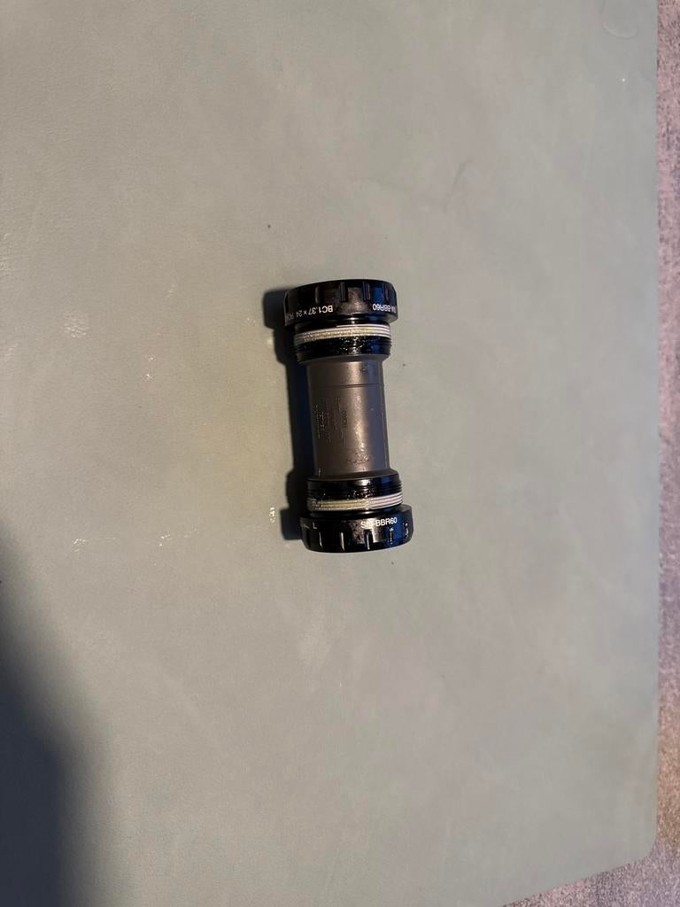 Trapas BSA 1.37 x 24T Bottom bracket, Crankstel of Pedalen, Staal, Ophalen of Verzenden, Zo goed als nieuw