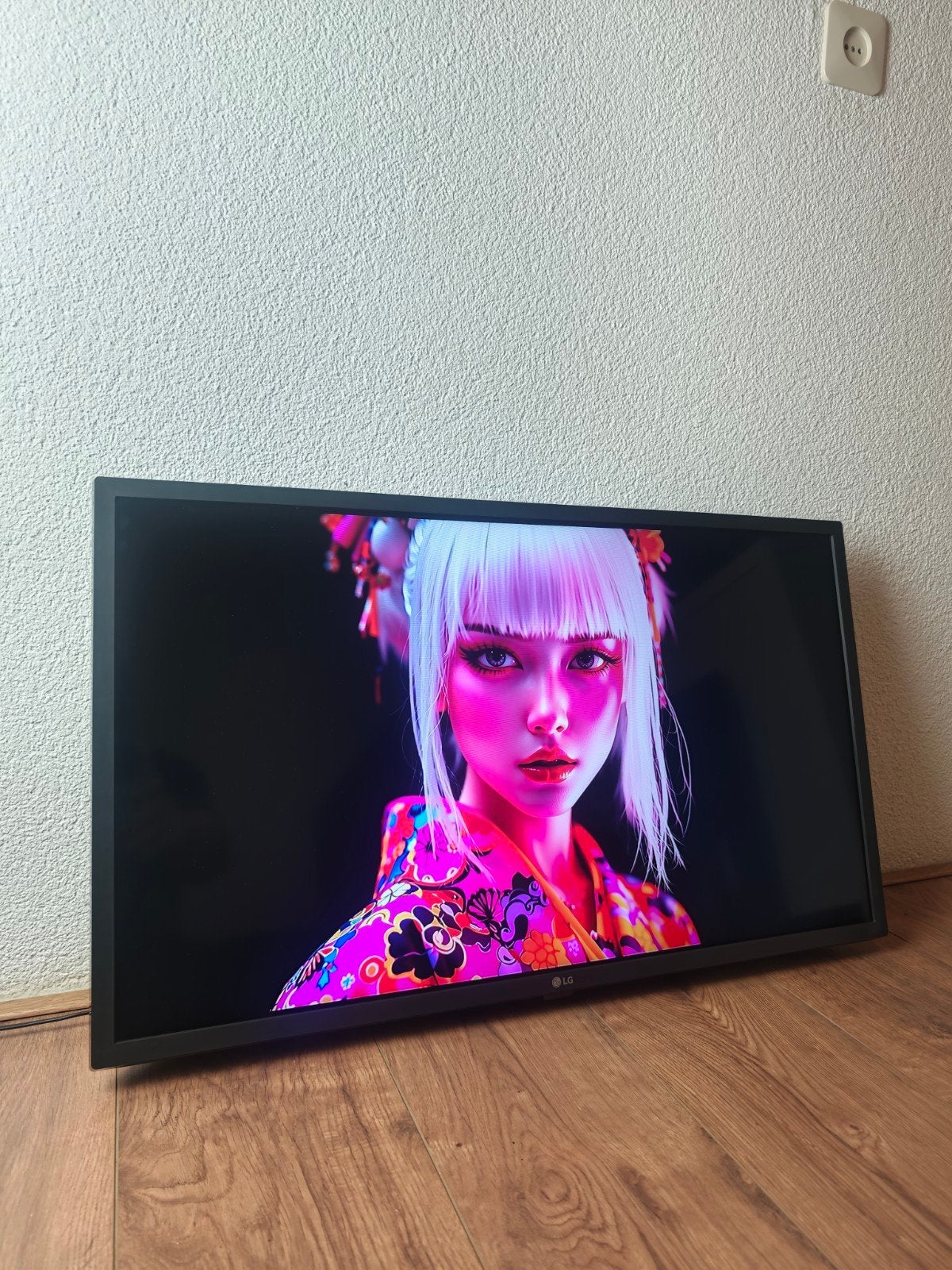 LG 32LQ63006LA – 32” Full HD Smart TV – webOS - Muurbeugel', Ophalen, LED, 50 Hz, Zo goed als nieuw
