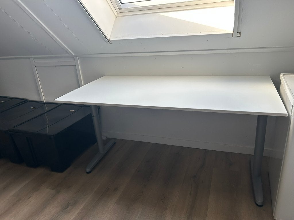 Bureau, Ophalen, Overige typen, 160 cm, Spaanplaat of MDF