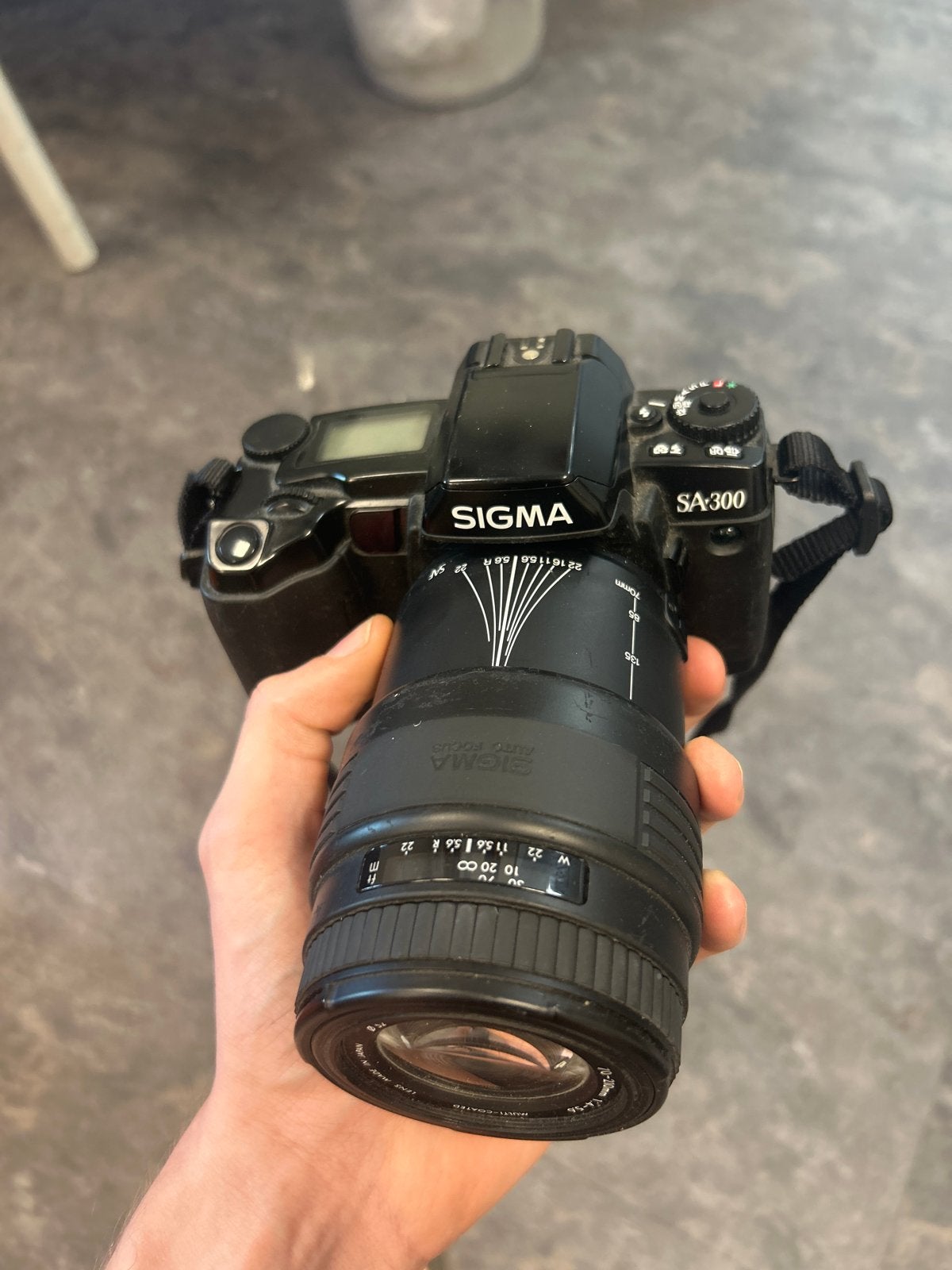 Sigma SA300 Spiegelreflexcamera met  70-210 35-80mm lens, Audio, Tv en Foto, Fotocamera's Analoog, Ophalen, Gebruikt, Spiegelreflex