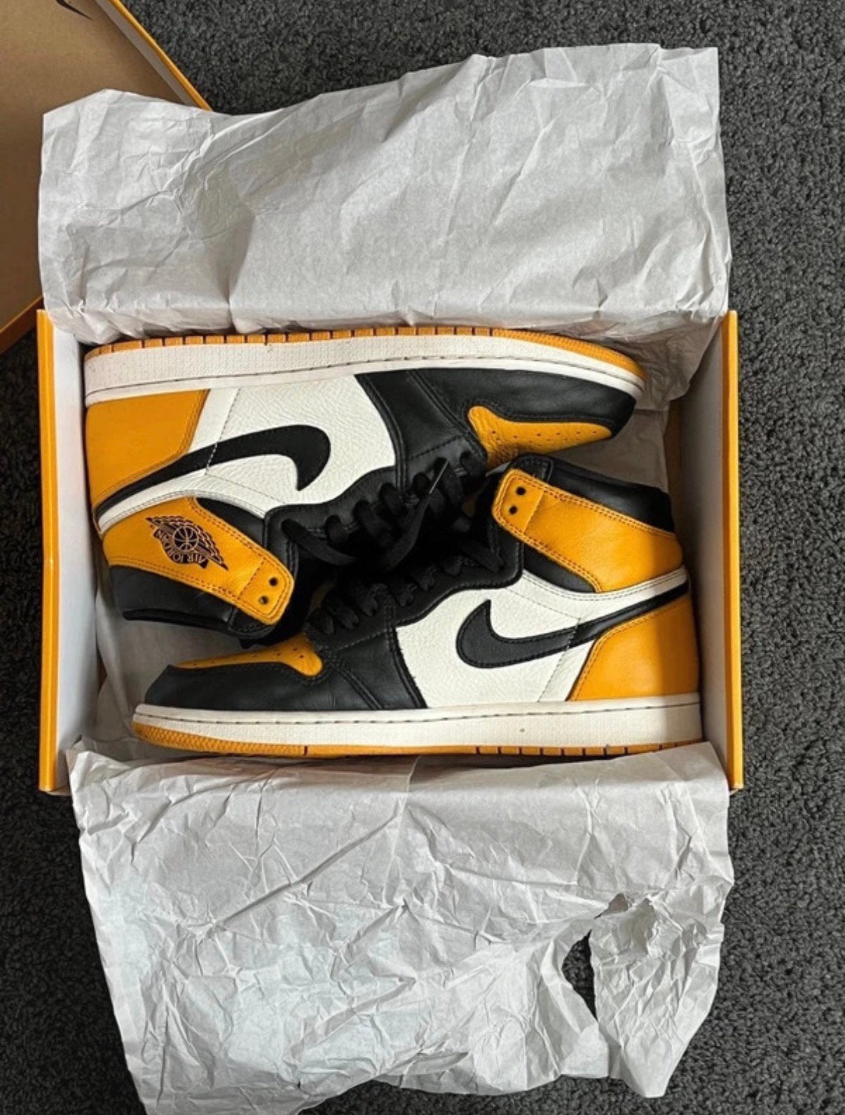 Nike Air Jordan 1 Retro High - Taxi - 44,5, Overige kleuren, Ophalen of Verzenden, Sneakers of Gympen, Gedragen