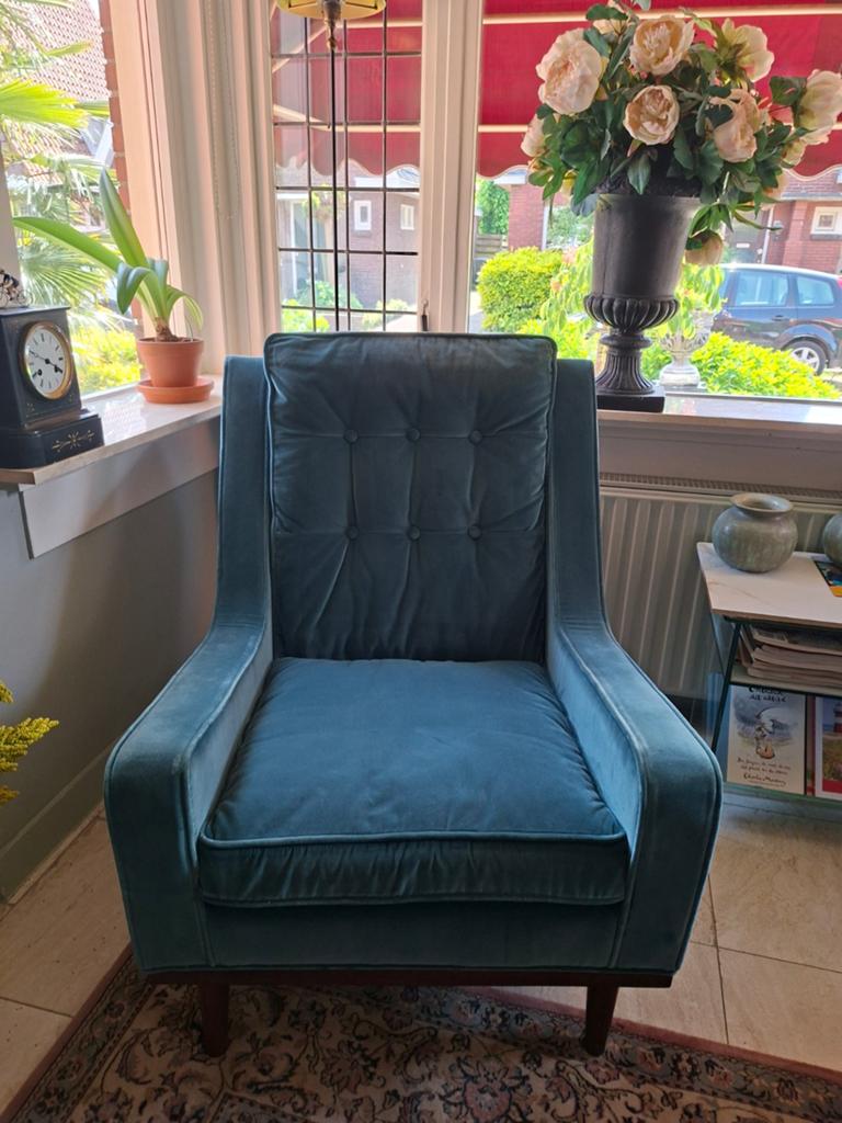 Comfortabele groen fluwelen fauteuil, Huis en Inrichting, Fauteuils, Modern, Comfortabel, 75 tot 100 cm, Ophalen of Verzenden